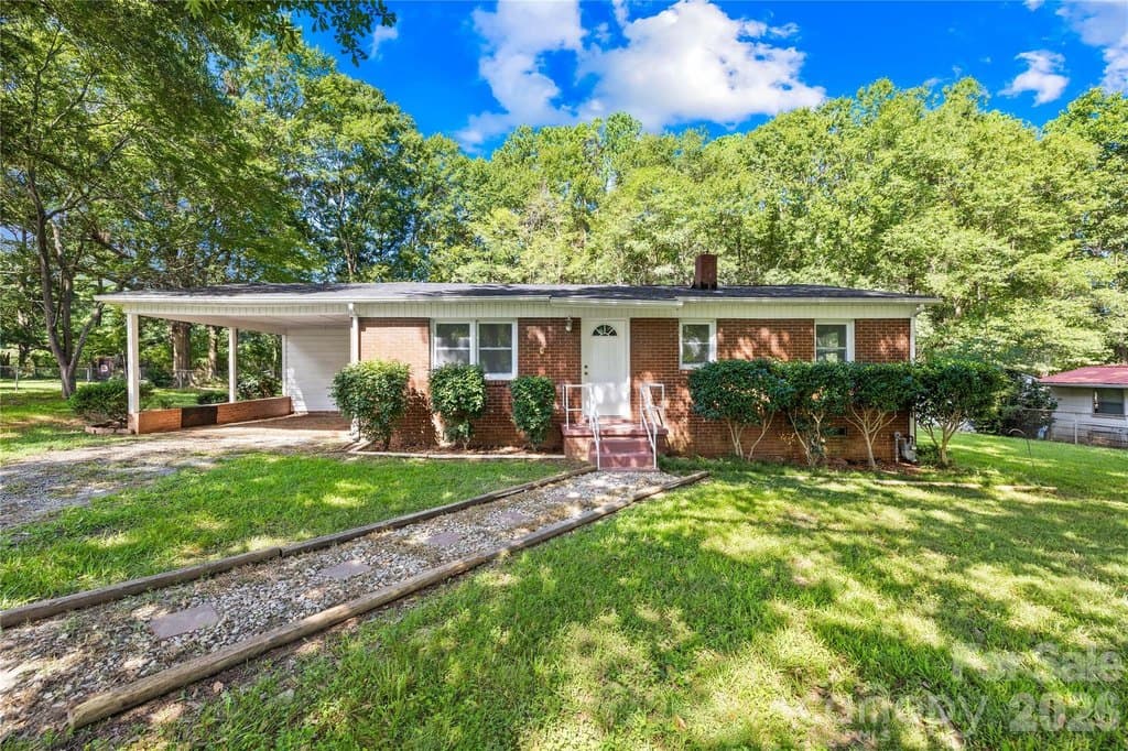 3 bedroom house for sale at 505 Mauney Ln Shelby 28150 - $205,000