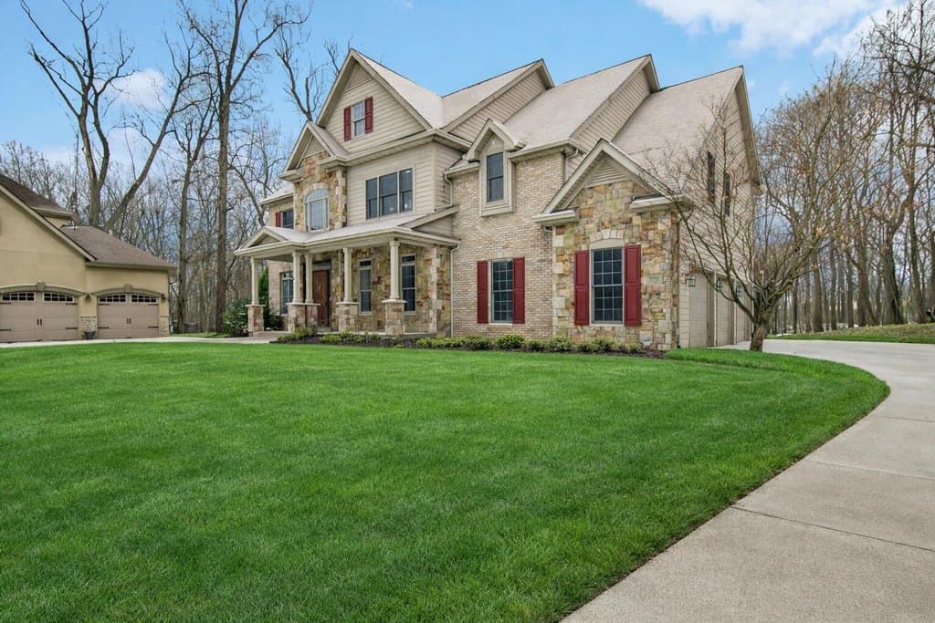 4 bedroom house for sale at 272 Bruntfield Ct Aberdeen - $799,900