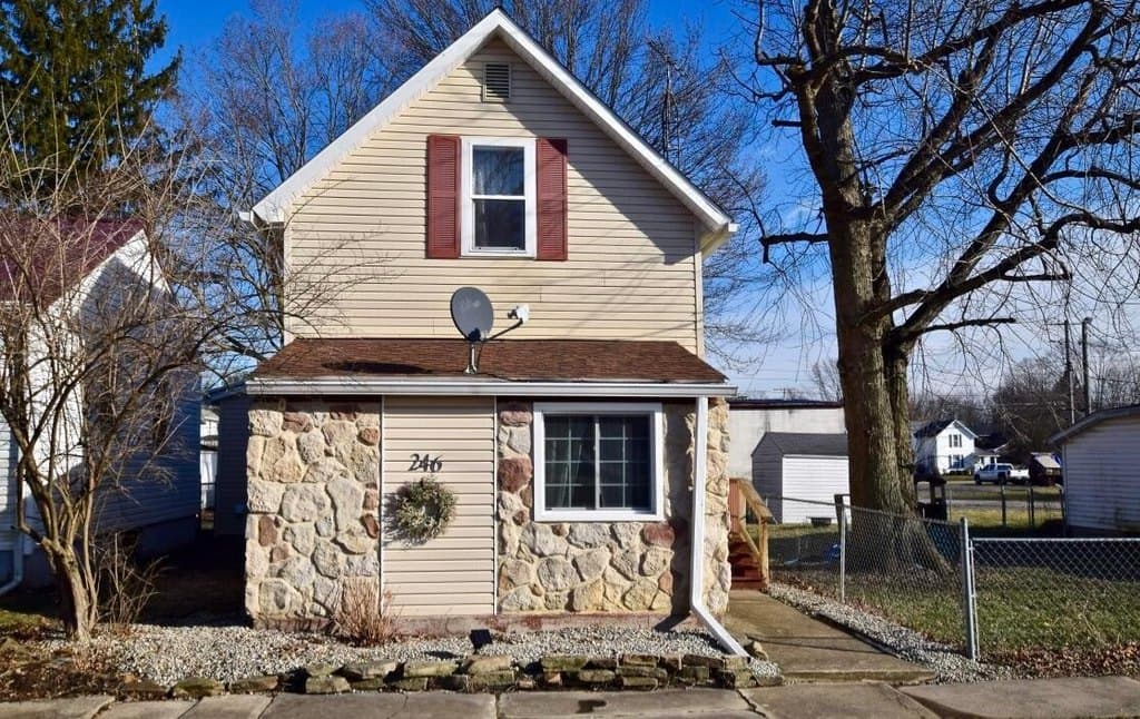 3 bedroom house for sale at 246 S High St Caledonia - $159,900