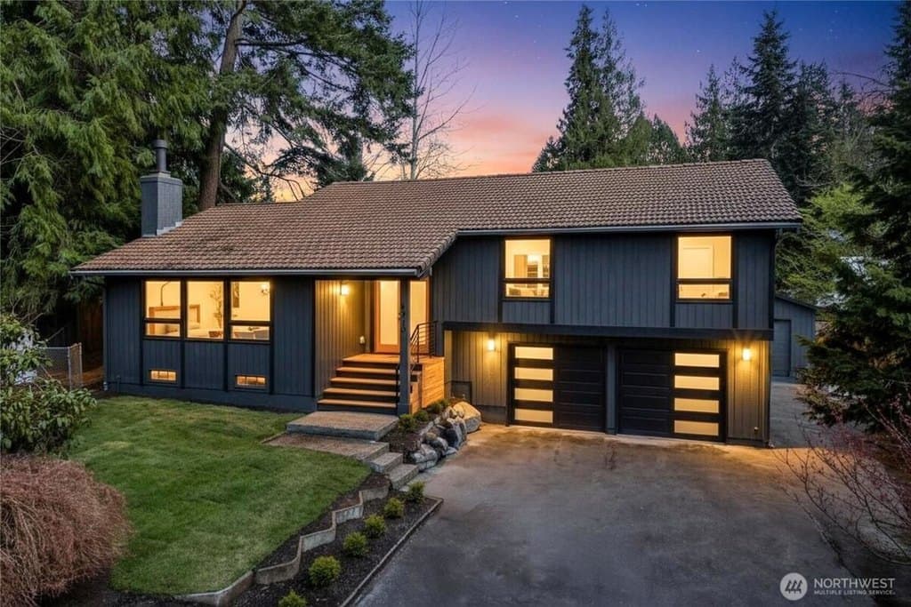 4 bedroom house for sale at 5310 144th Pl SW Edmonds 98026 - $995,000