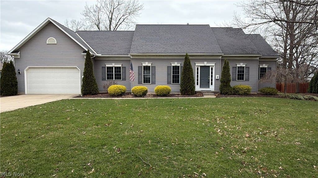 4 bedroom house for sale at 33160 Electric Blvd Avon Lake 44012 - $495,000