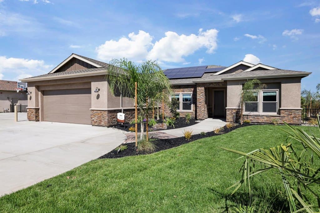 3 bedroom house for sale at 9467 E Jahant Rd Acampo - $1,190,000
