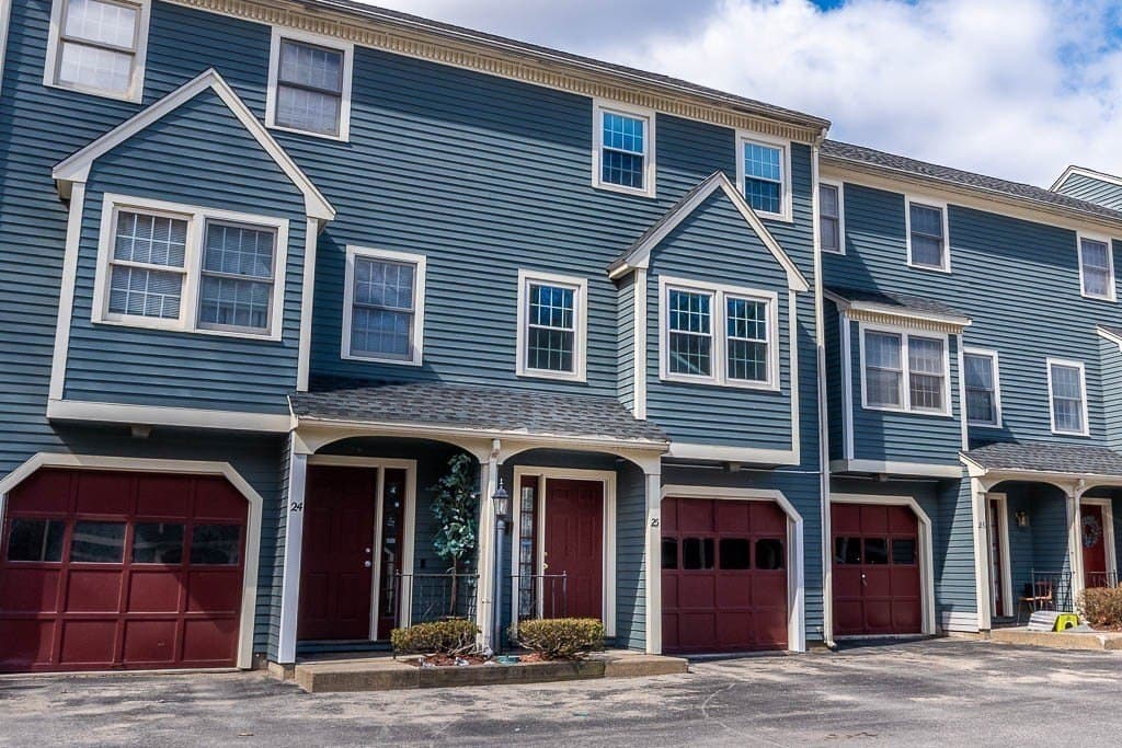 2 bedroom condo for sale at 616 Princeton Blvd Apt 25 Lowell 01851 - $409,000