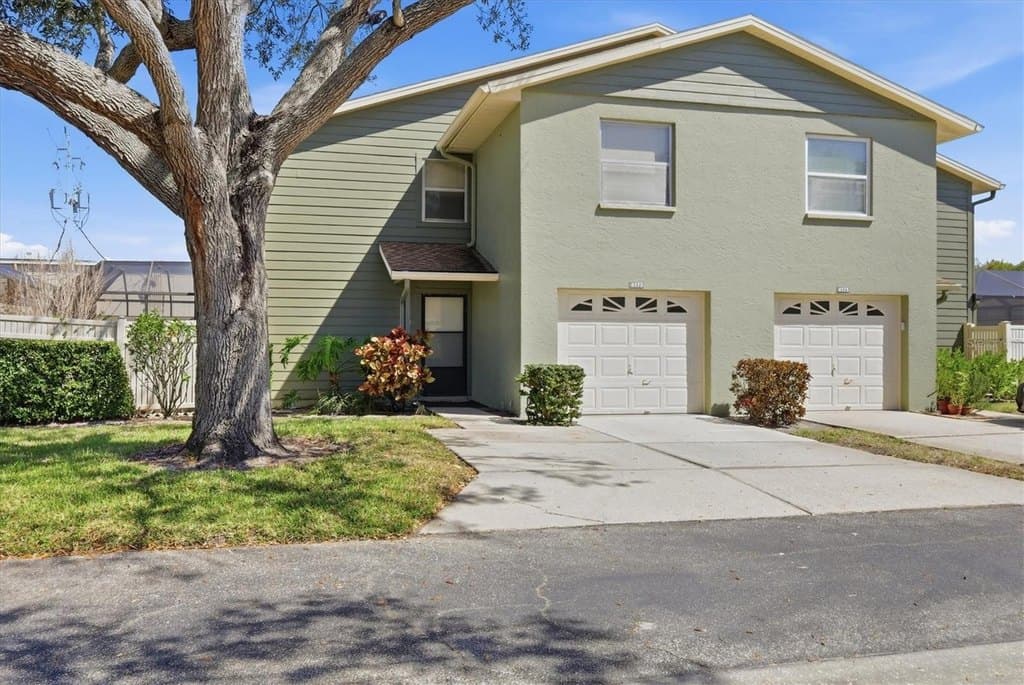 2 bedroom house for sale at 4173 Center Pointe Cir Unit 87B Bee Ridge - $295,000