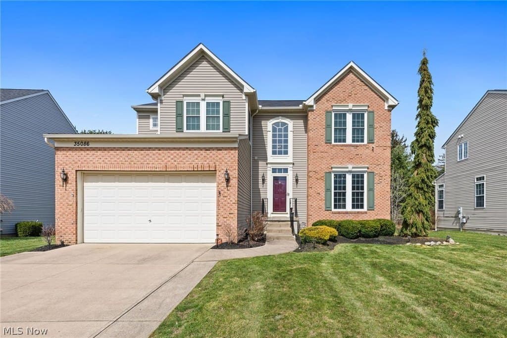 4 bedroom house for sale at 35086 Saddle Crk Avon 44011 - $519,900