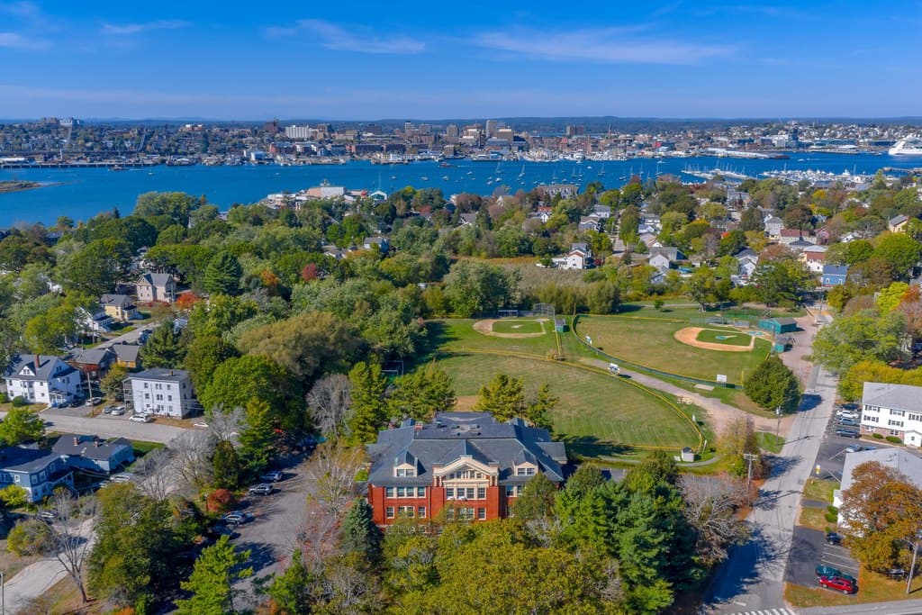 2 bedroom condo for sale at 245 Broadway Apt 202 South Portland 04106 - $380,000