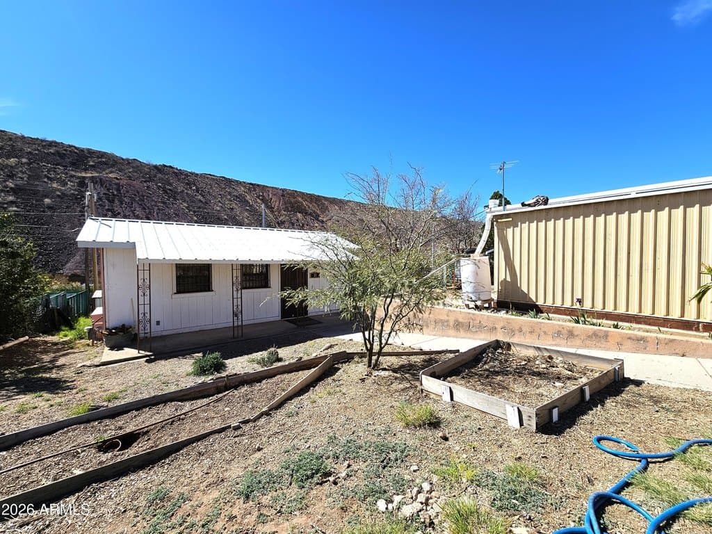 1 bedroom house for sale at 31 Old Douglas Rd Bisbee - $120,000