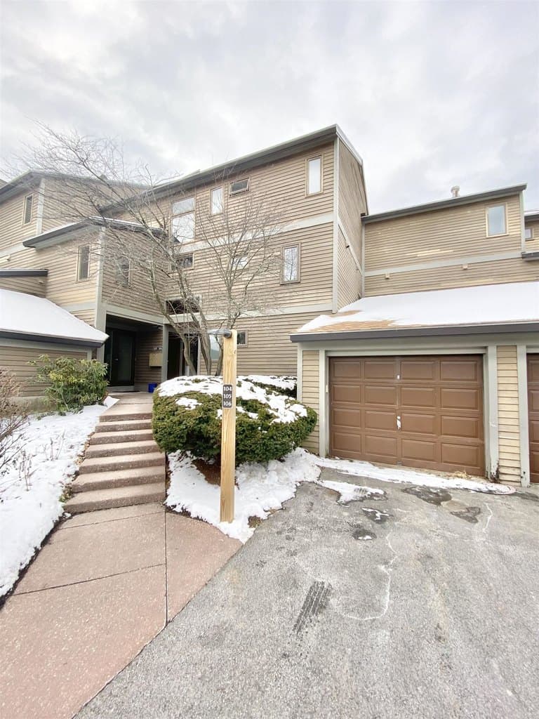 2 bedroom condo for sale at 54 E Redrock Dr Apt 104 Burlington - $399,000