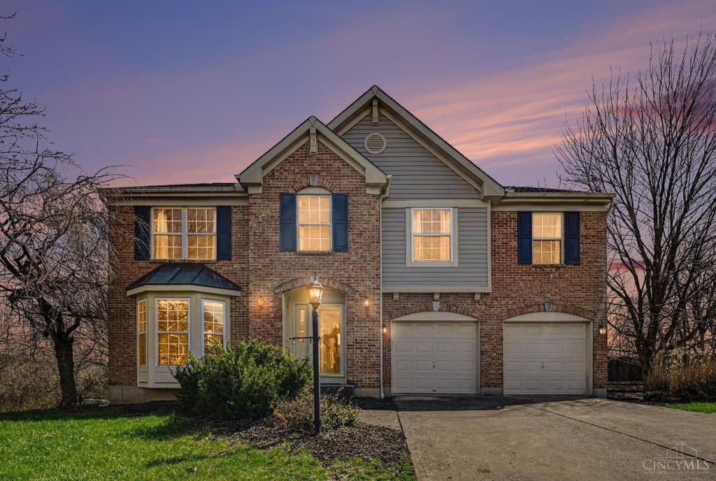 4 bedroom house for sale at 6369 Hedgerow Dr Beckett Ridge - $539,900