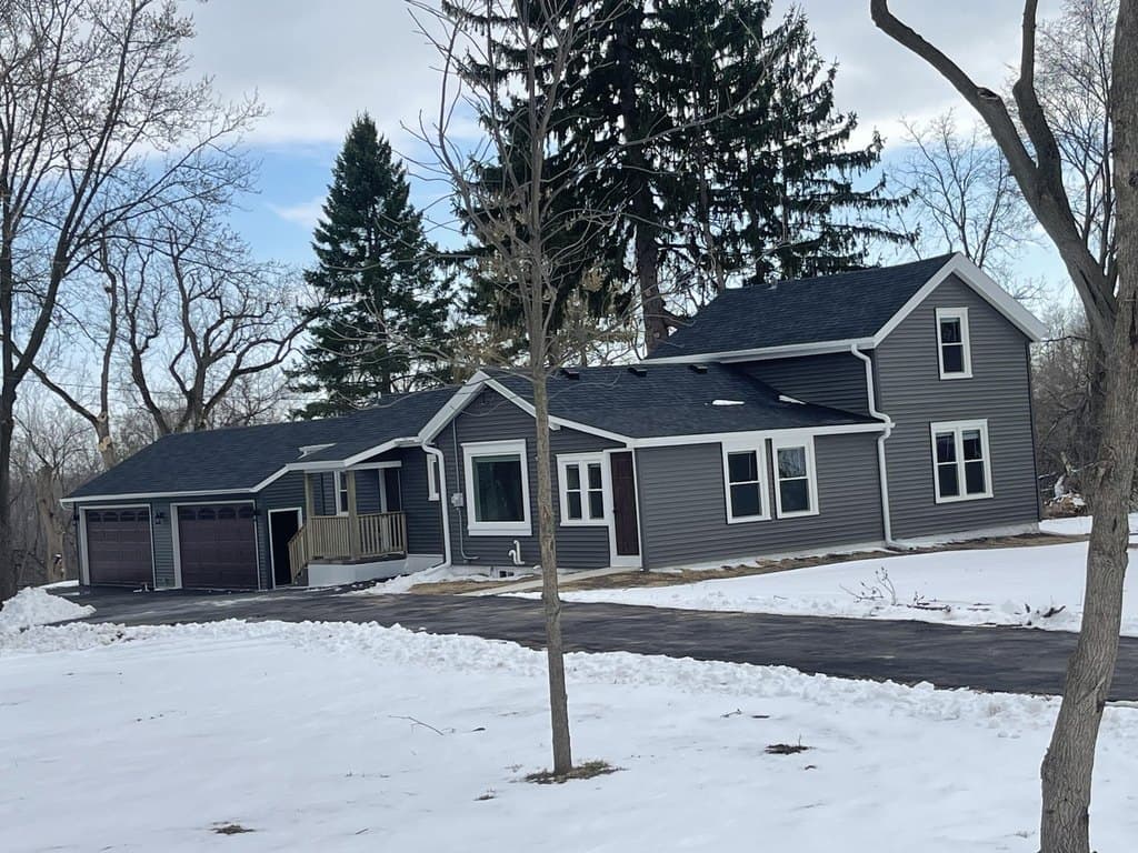 4 bedroom house for sale at 20365 W National Ave New Berlin 53146 - $699,900