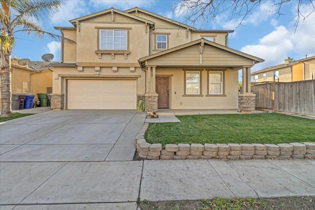 4 bedroom house for sale at 359 Barbera Way Greenfield - $699,900