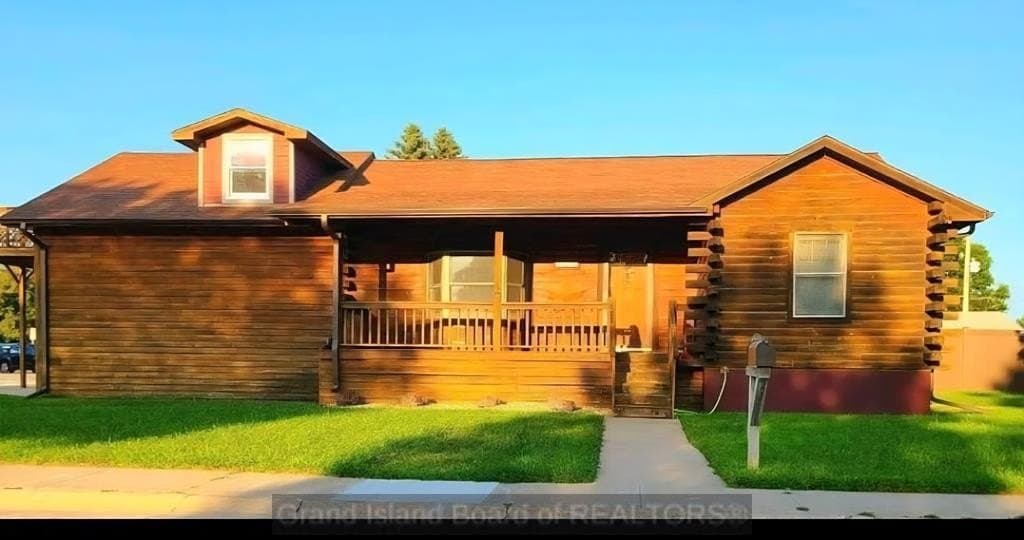 3 bedroom house for sale at 2431 N Custer Ave Grand Island 68803 - $289,900