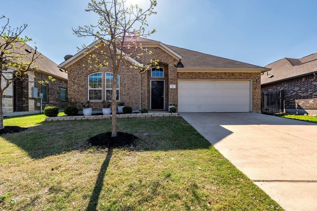 3 bedroom house for sale at 361 Vista Gardens Dr Buda 78610 - $425,000