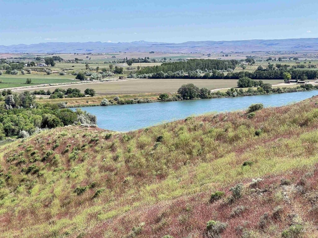 land for sale at Snively Gulch Rd Adrian - $250,000