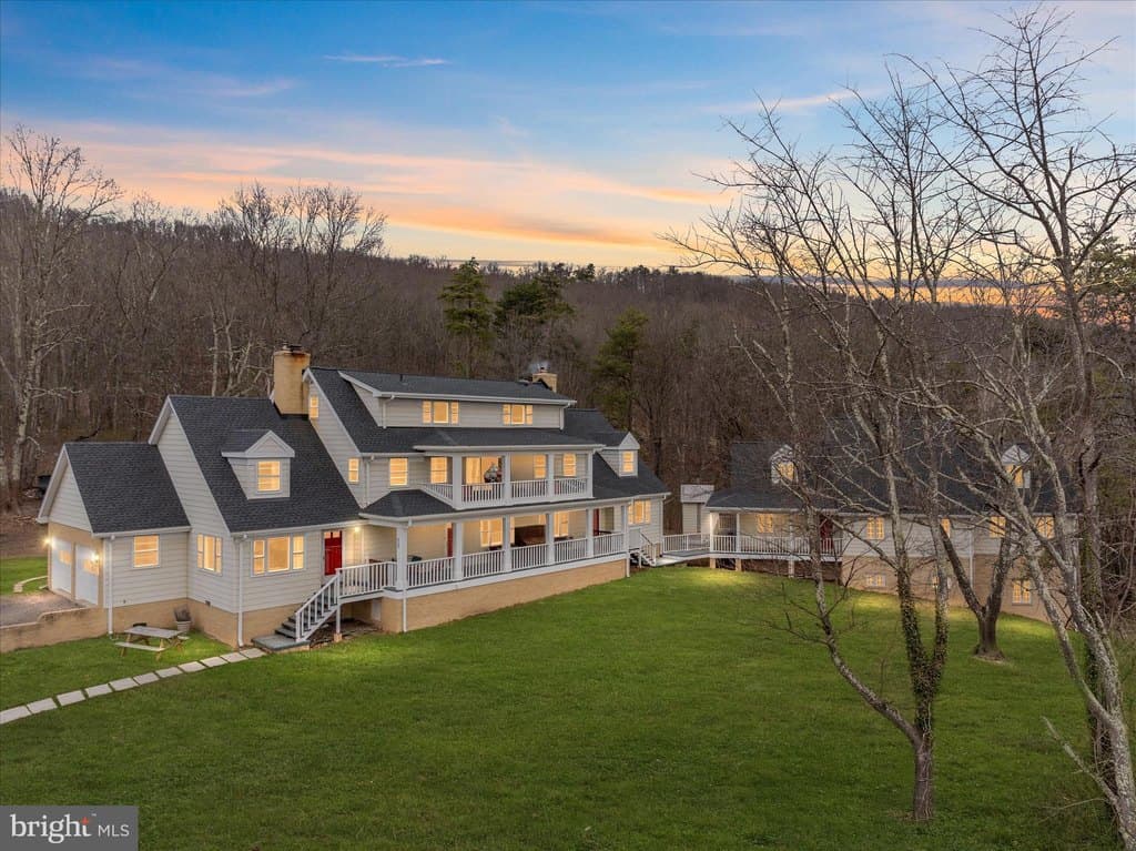 6 bedroom house for sale at 515 Old Fire Tower Rd Capon Bridge - $975,000