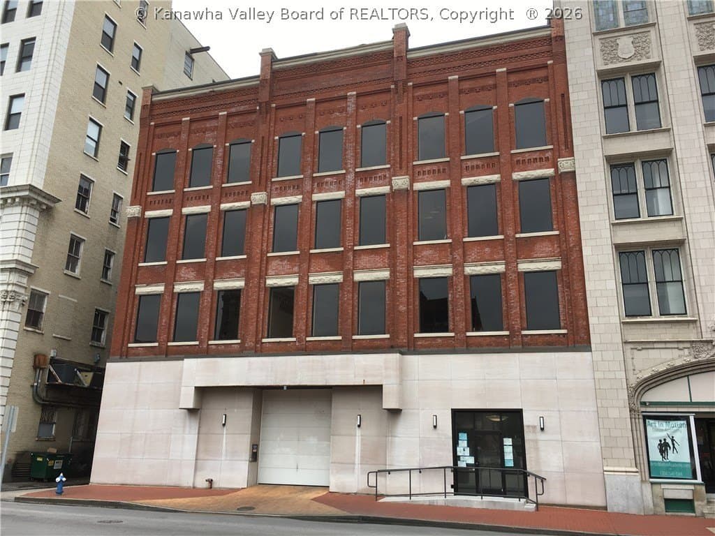 1 bedroom condo for sale at 814 Virginia St E Apt 7 Charleston 25301 - $335,000