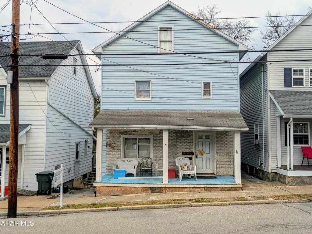 3 bedroom house for sale at 317 E Lamb St Bellefonte - $50,000