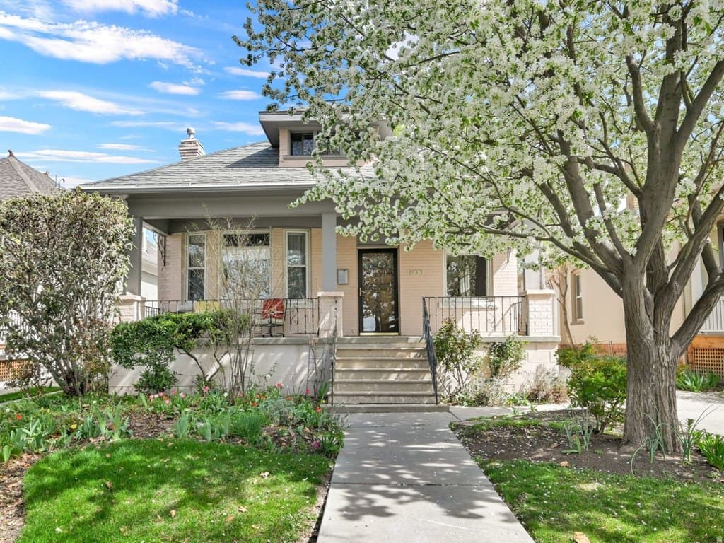 3 bedroom house for sale at 943 S McClelland St E Salt Lake City - $899,900