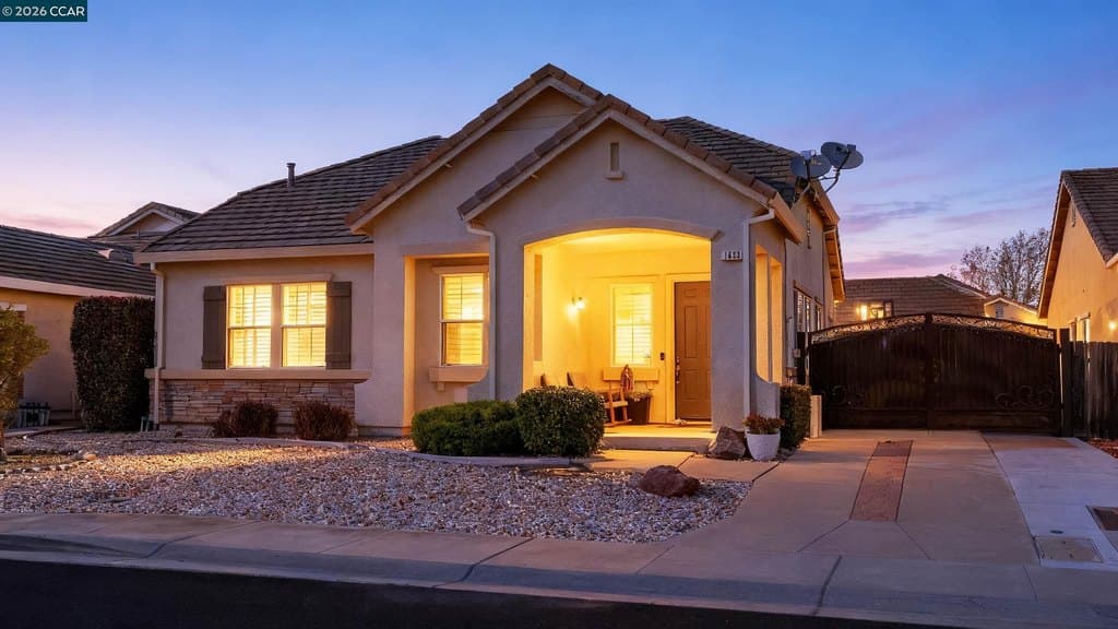3 bedroom house for sale at 1633 Savannah Ln Suisun City 94585 - $625,000