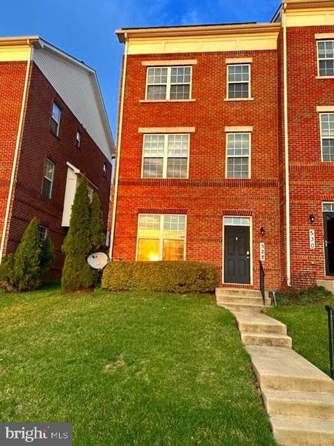 3 bedroom townhouse for sale at 528 Victorianna Dr Capitol Heights - $437,777