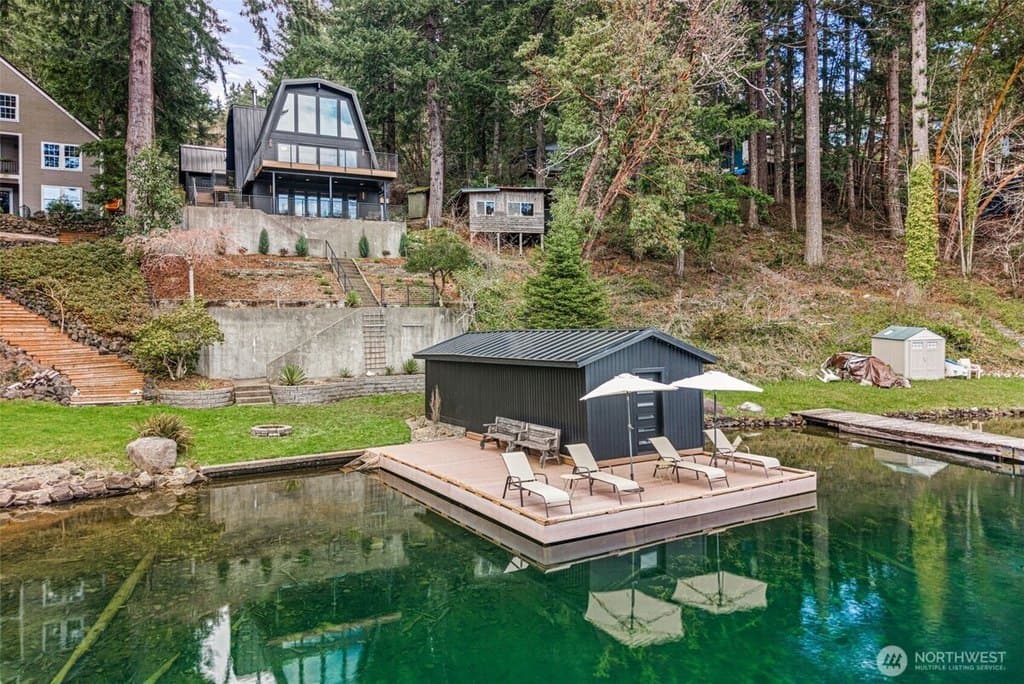 3 bedroom house for sale at 1721 Summit Lake Shore Rd NW Olympia - $1,595,000