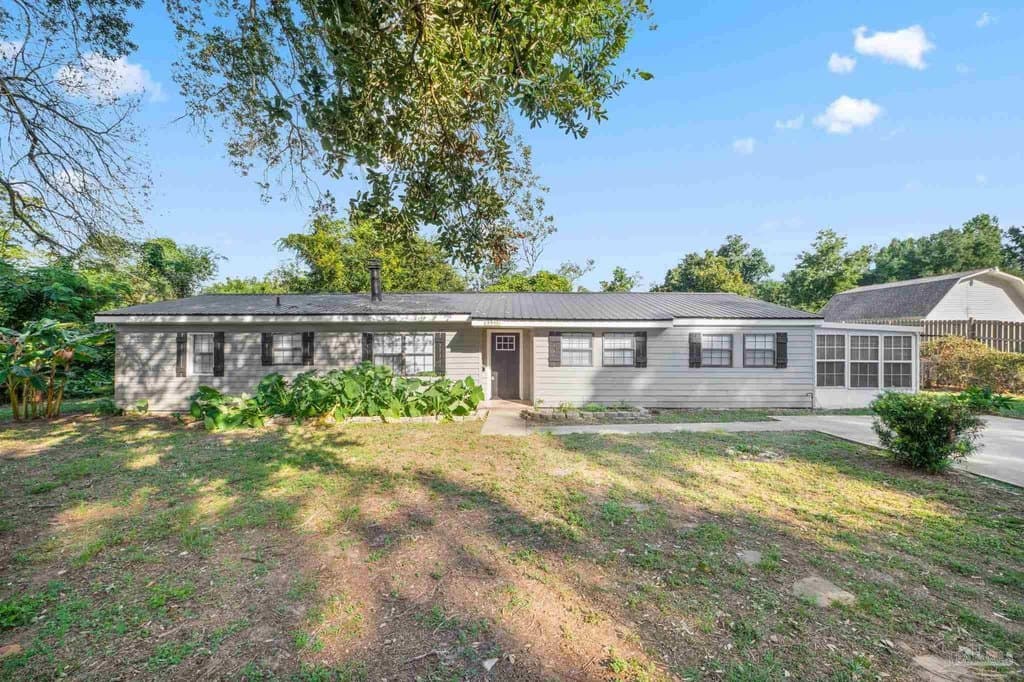 3 bedroom house for sale at 3351 Smiths Fish Camp Rd Pensacola - $295,000