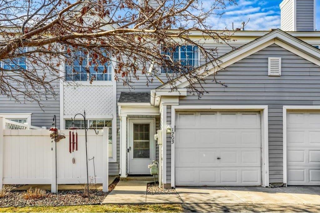 2 bedroom townhouse for sale at 12240 Killdeer St NW Unit 1203NW Coon Rapids 55448 - $209,000