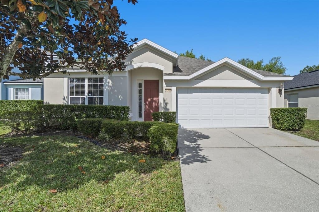 4 bedroom house for sale at 14341 Windigo Ln Alafaya - $525,000