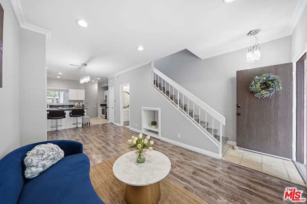 2 bedroom condo for sale at 227 Via Colinas Thousand Oaks 91362 - $578,000