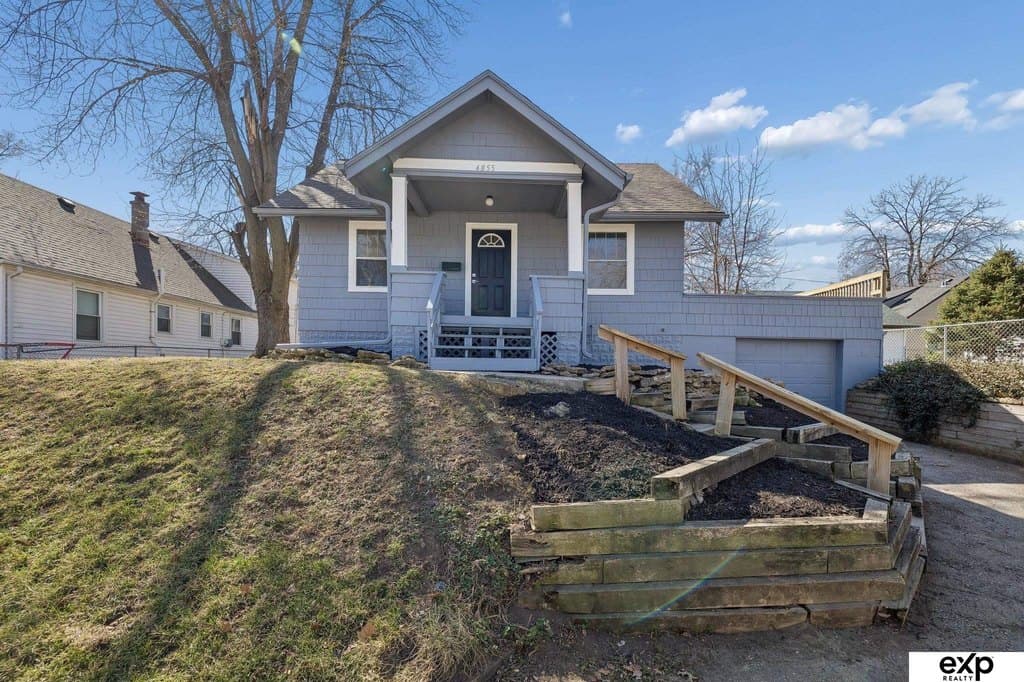 3 bedroom house for sale at 4855 Maple St Omaha - $225,000