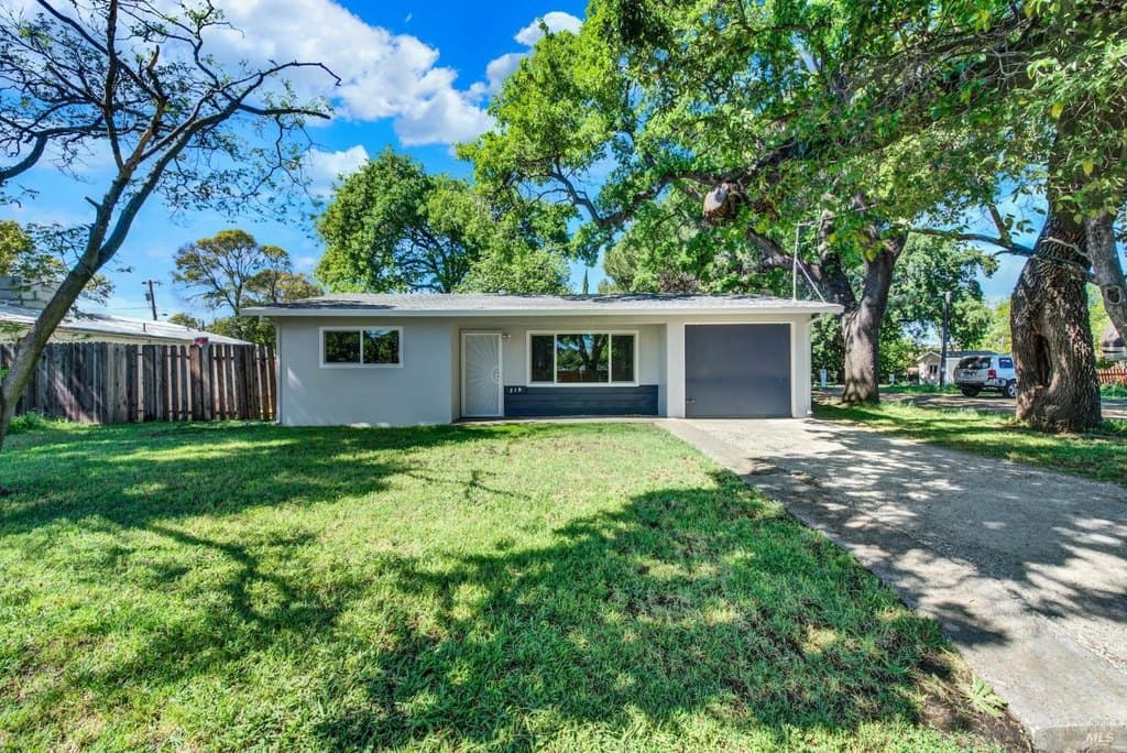 2 bedroom house for sale at 219 Hamilton Dr Fairfield 94533 - $399,000