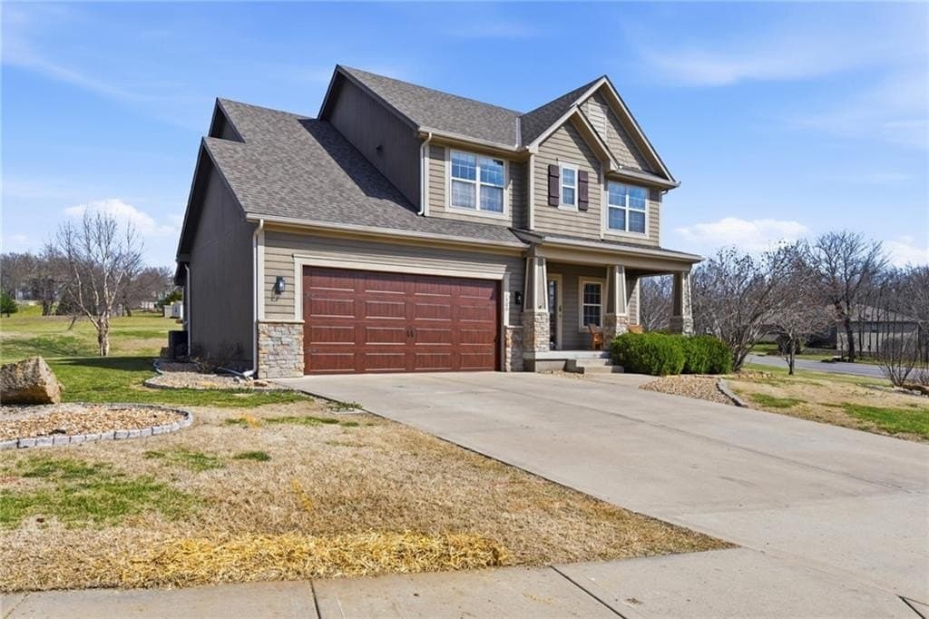 5 bedroom house for sale at 1500 Whispering Rdg Pleasant Hill 64080 - $550,000