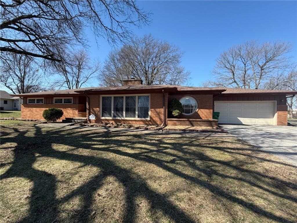 3 bedroom house for sale at 904 N High St Butler - $255,000