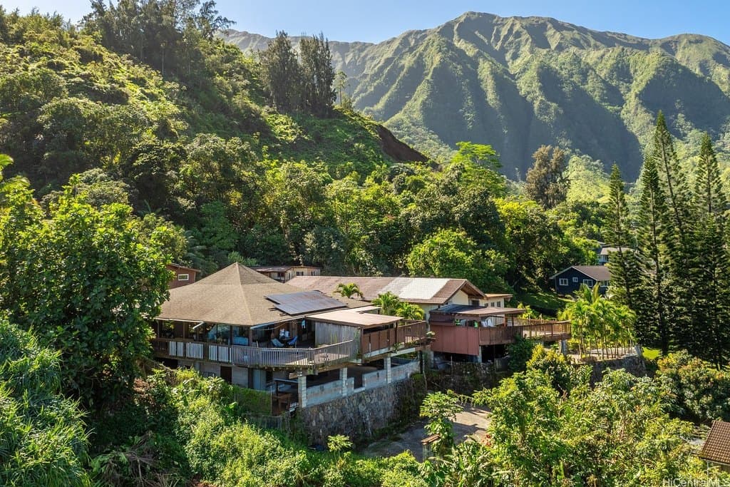 4 bedroom house for sale at 47-483 Pakai Pl Ahuimanu - $2,000,000