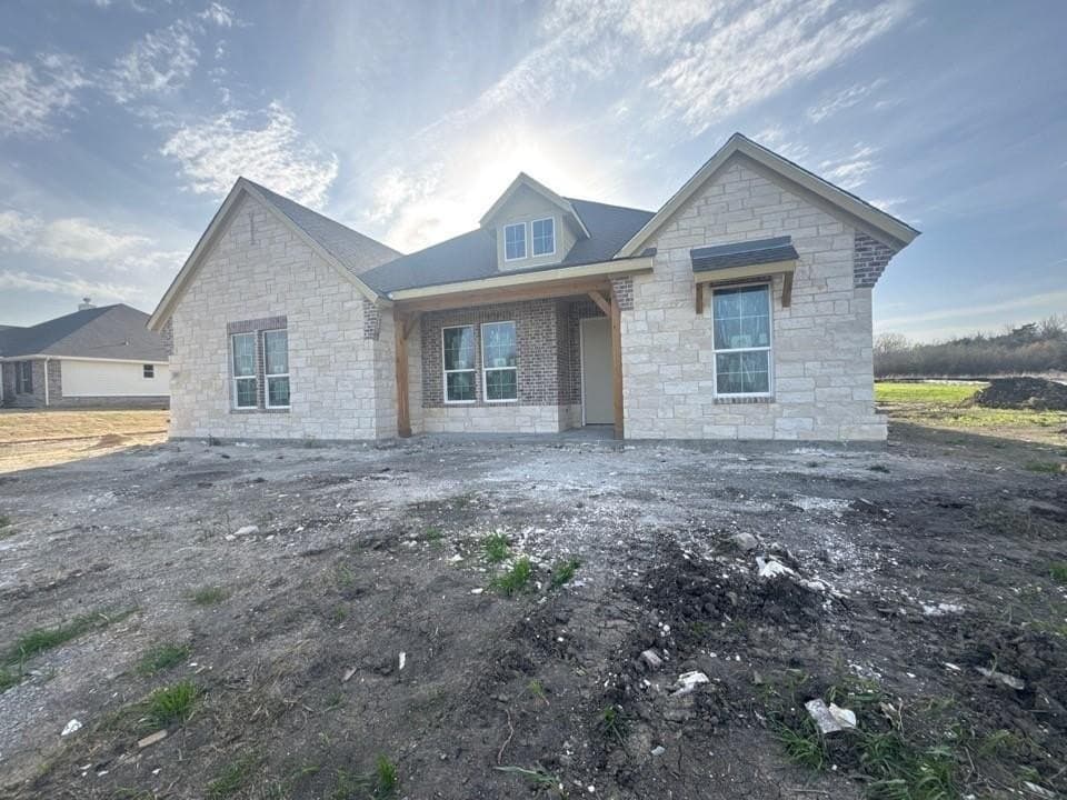 4 bedroom house for sale at 8935 County Road 623 Blue Ridge - $590,375