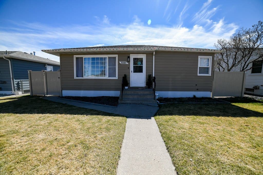 3 bedroom house for sale at 4016 4th Ave N Great Falls 59405 - $319,000
