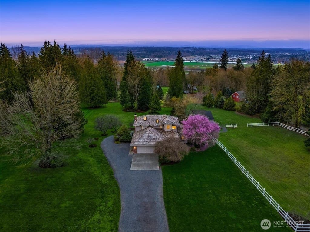 3 bedroom house for sale at 15113 141st Ave SE Snohomish 98290 - $1,450,000