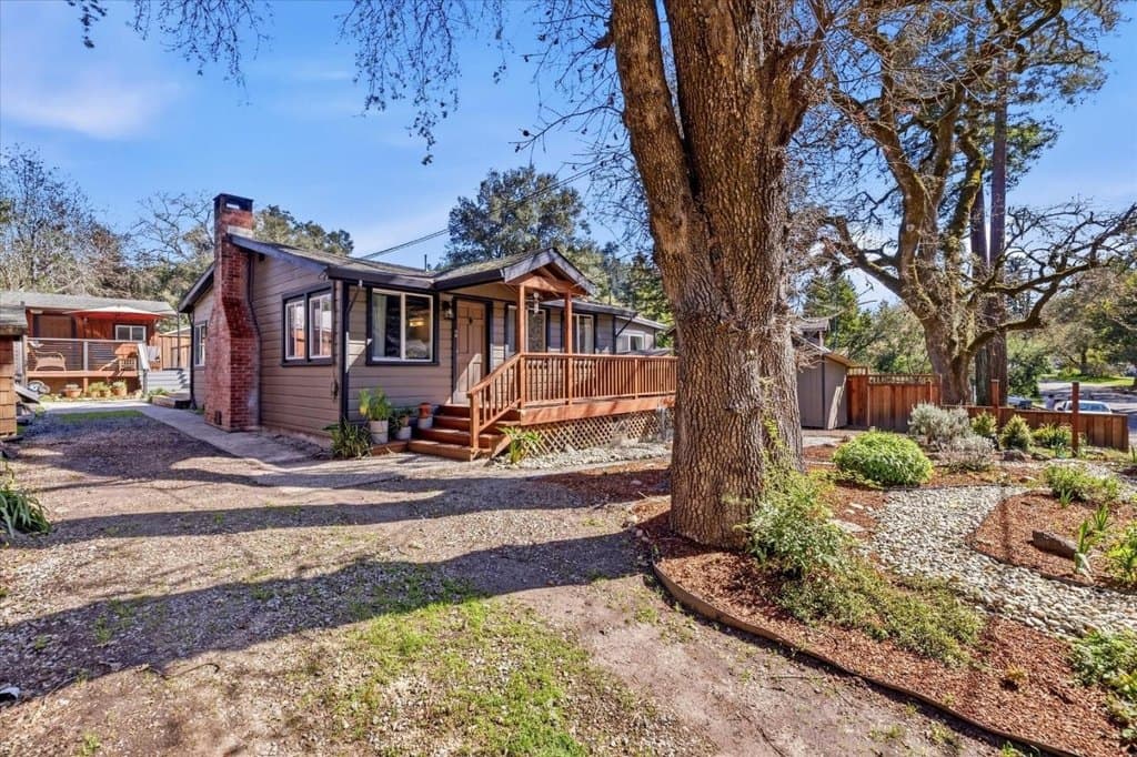 3 bedroom house for sale at 8220 Hermosa Ave Ben Lomond - $975,000
