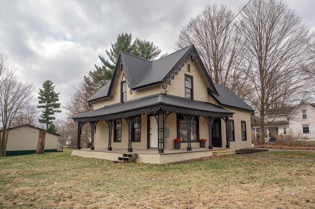 3 bedroom house for sale at 301 W Michigan Ave Augusta - $214,900