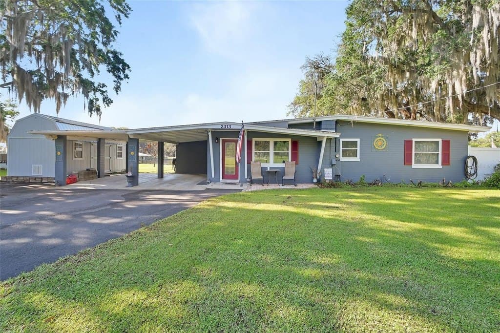 2 bedroom house for sale at 2313 River Ridge Rd DeLand 32720 - $579,000