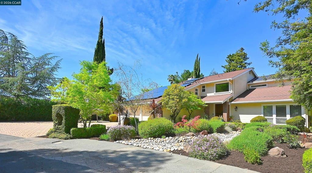 5 bedroom house for sale at 2648 Comistas Dr Walnut Creek 94598 - $2,650,000