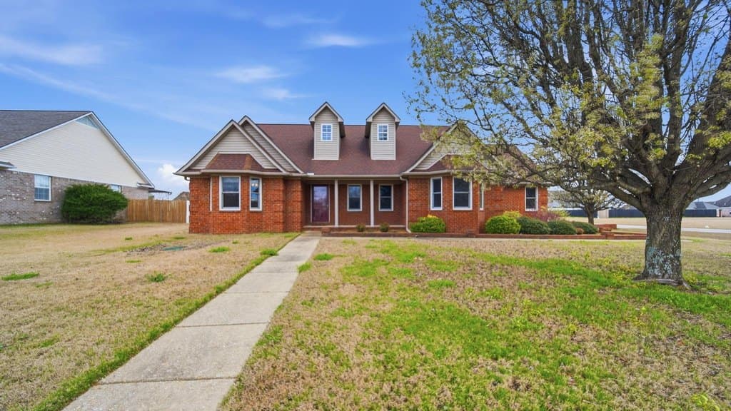 3 bedroom house for sale at 371 Beverly Dr Atoka - $375,500
