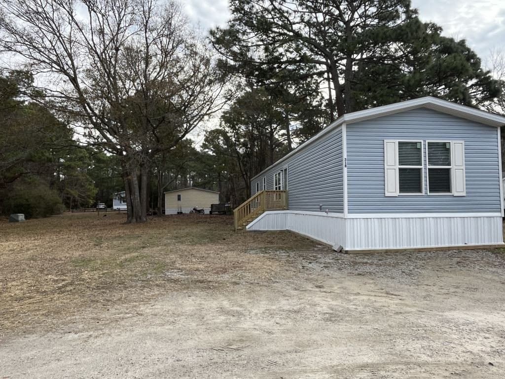 2 bedroom mobile home for sale at 318 Norfolk Dr Unit 333 Broad Creek - $89,900
