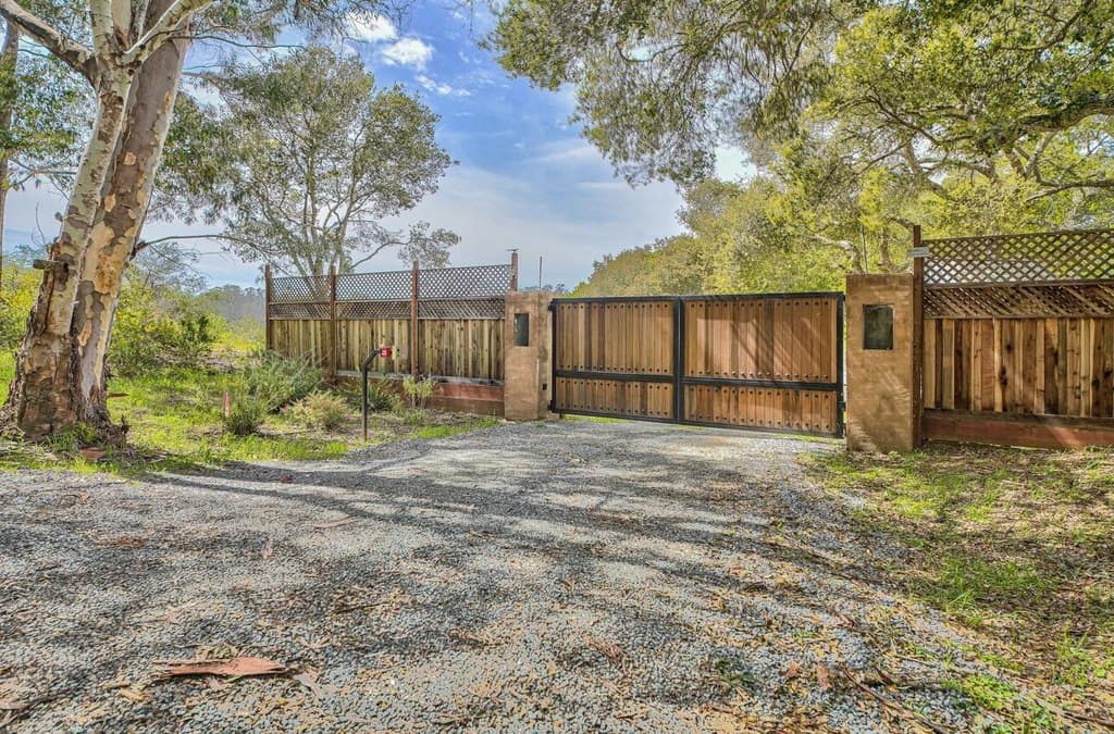 land for sale at 420 Yellowbrick Rd Aptos Hills-Larkin Valley - $1,950,000