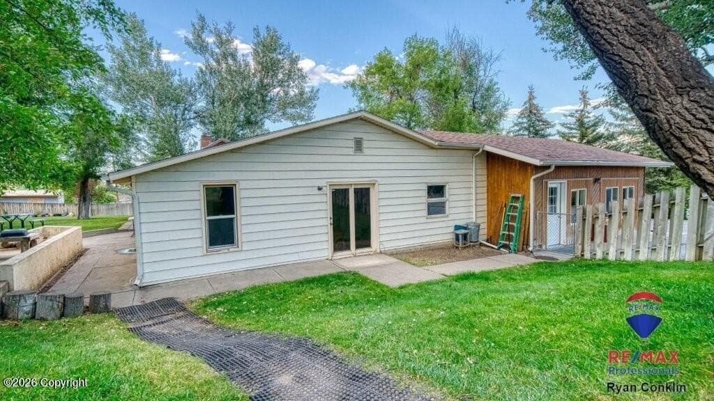 3 bedroom house for sale at 640 12th St W Gillette 82716 - $550,000