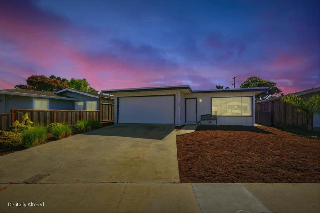 4 bedroom house for sale at 228 Auburn Ave Santa Cruz - $1,595,000