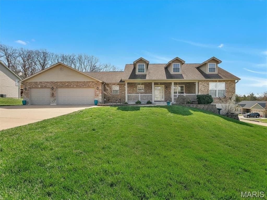 4 bedroom house for sale at 3208 Echo Lake Dr Byrnes Mill - $474,900