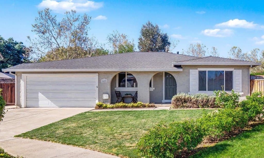 4 bedroom house for sale at 6455 Kensington Pl Gilroy 95020 - $1,198,000