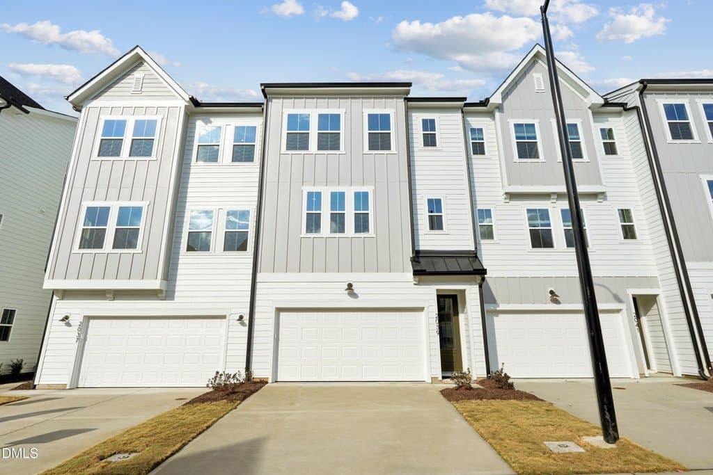 3 bedroom townhouse for sale at 2059 Trident Maple Ln Chapel Hill - $499,990