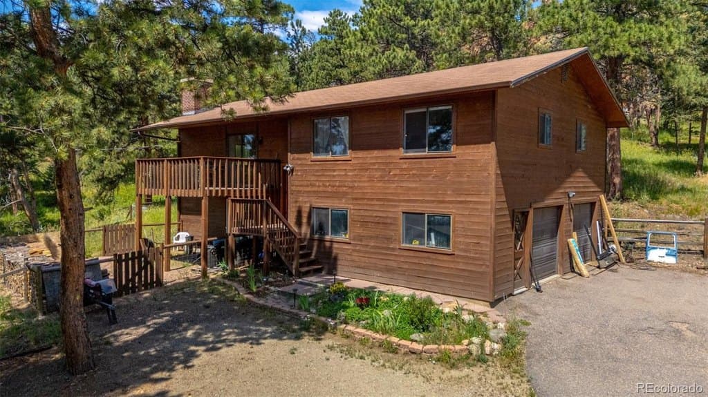 4 bedroom house for sale at 9629 Fallen Rock Rd Aspen Park - $725,000
